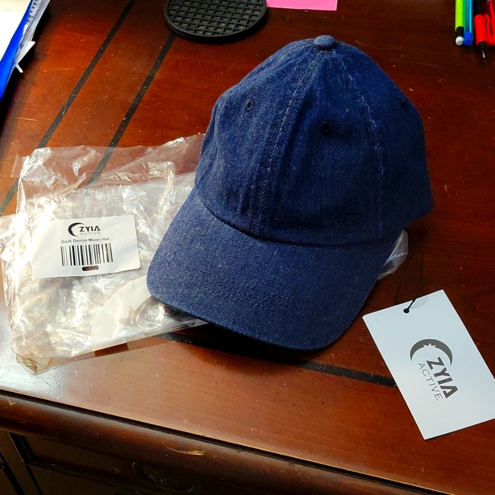 Dark Denim Moon Hat (Zyia Active)